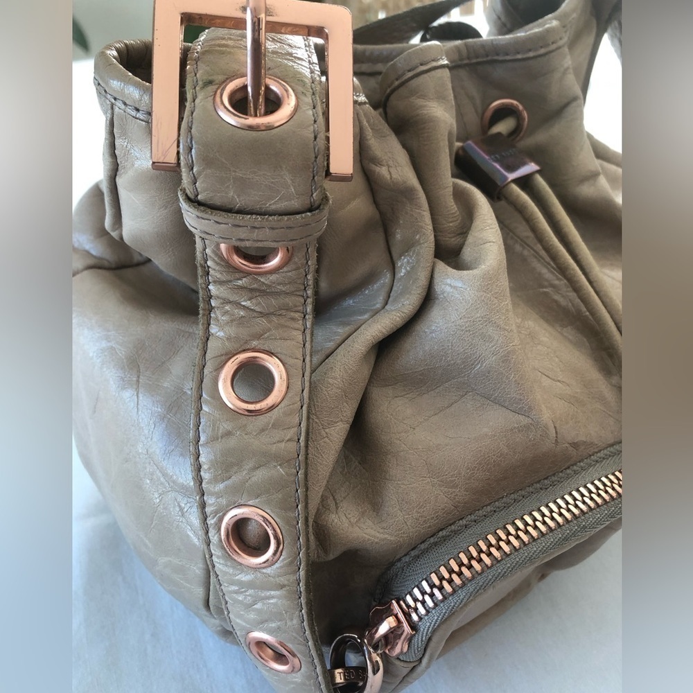 TED BAKER Crinkled Leather Chunky Chain Drawstring Bag - Picture 8 of 16